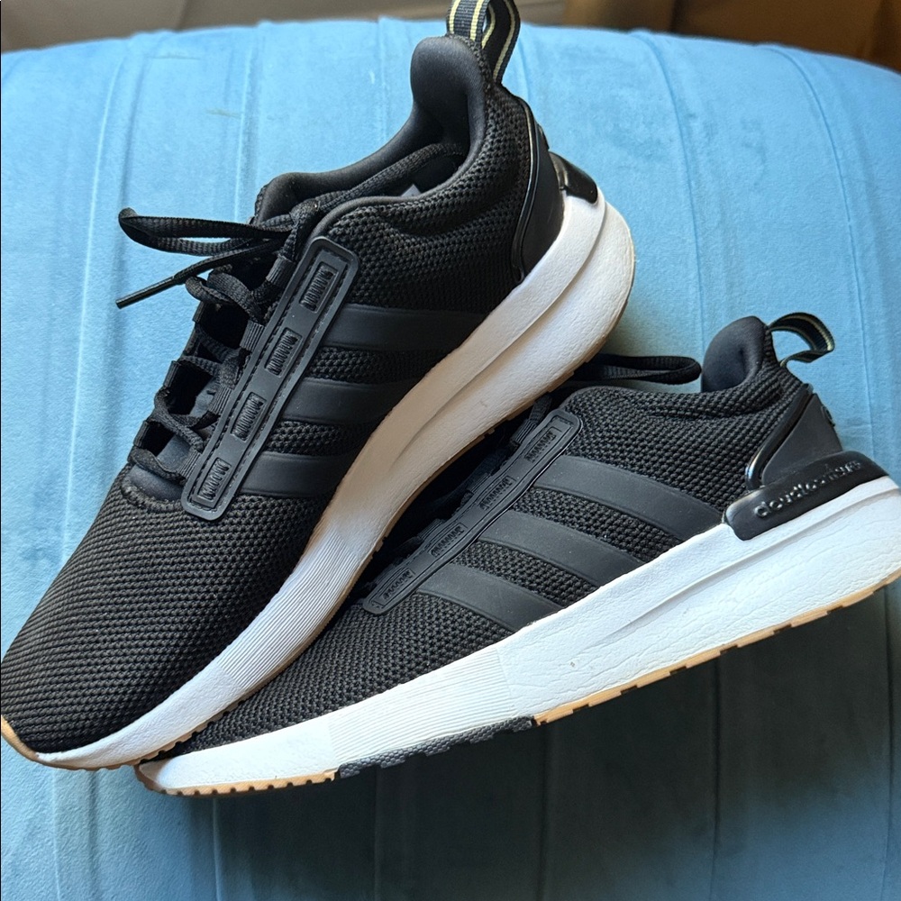 Adidas Cloudform Running shoe - Picture 2 of 11